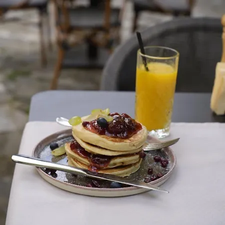 Barrique 13 - Breakfast At Restaurant & Minibar - Old Town דירה *