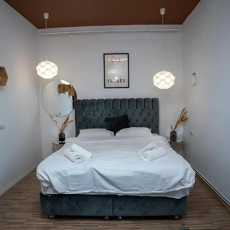 דירה Barrique 13 - Breakfast At Restaurant & Minibar - Old Town *