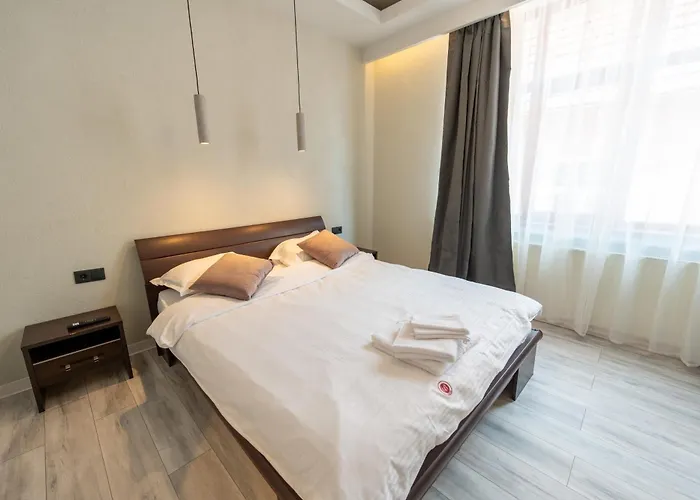 Barrique Republicii 56 * בראשוב