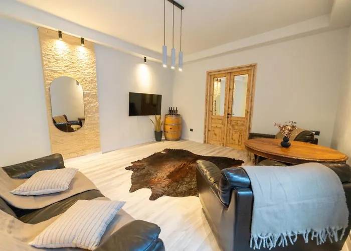 Barrique Republicii 56 * בראשוב