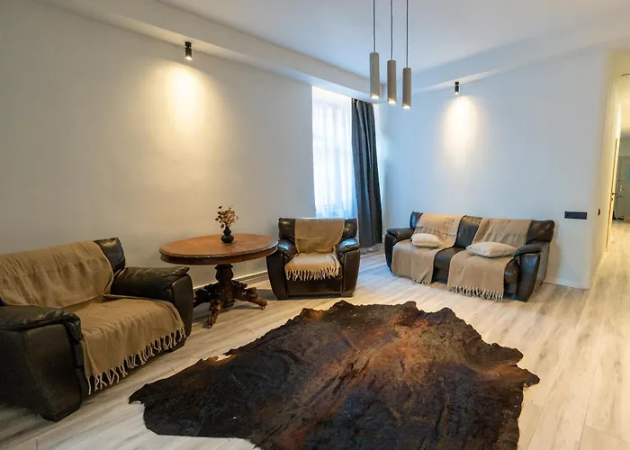 Barrique Republicii 56 * בראשוב